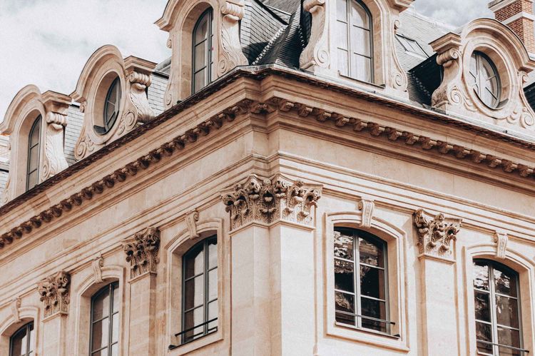 VAR Capital : Paris Travel Guide